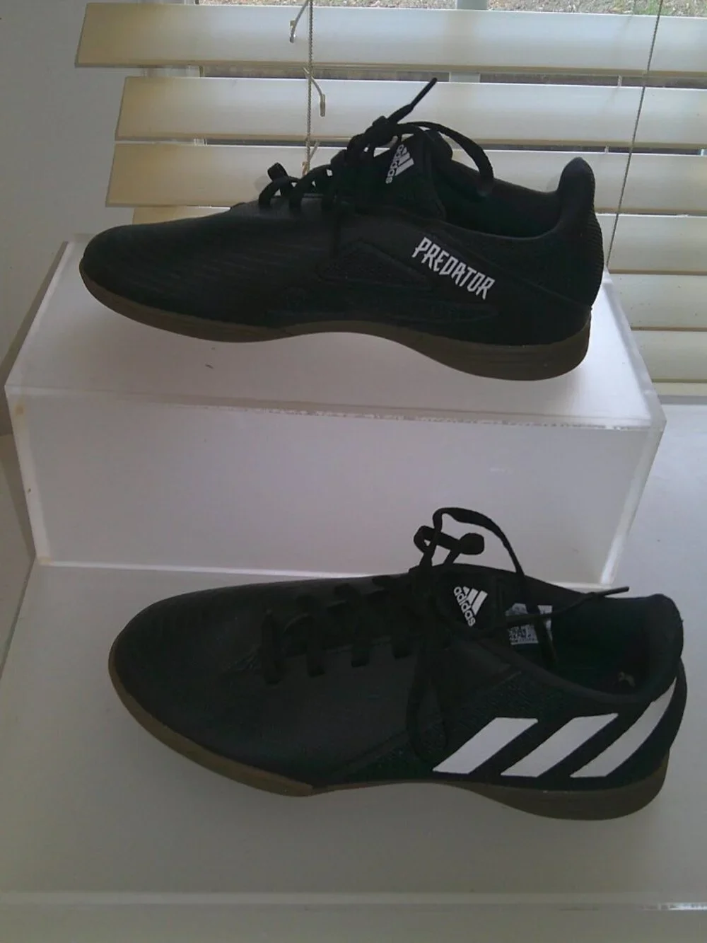Adidas Predator Edge.4 Sala Indoor Soccer Shoes Black White Youth 5.5 Activewear